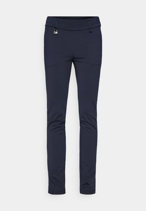 Pantaloni sartoriali blu navy realizzati in tessuto elasticizzato, con una texture liscia, dettagli delle tasche frontali e un accento in metallo con bottone.