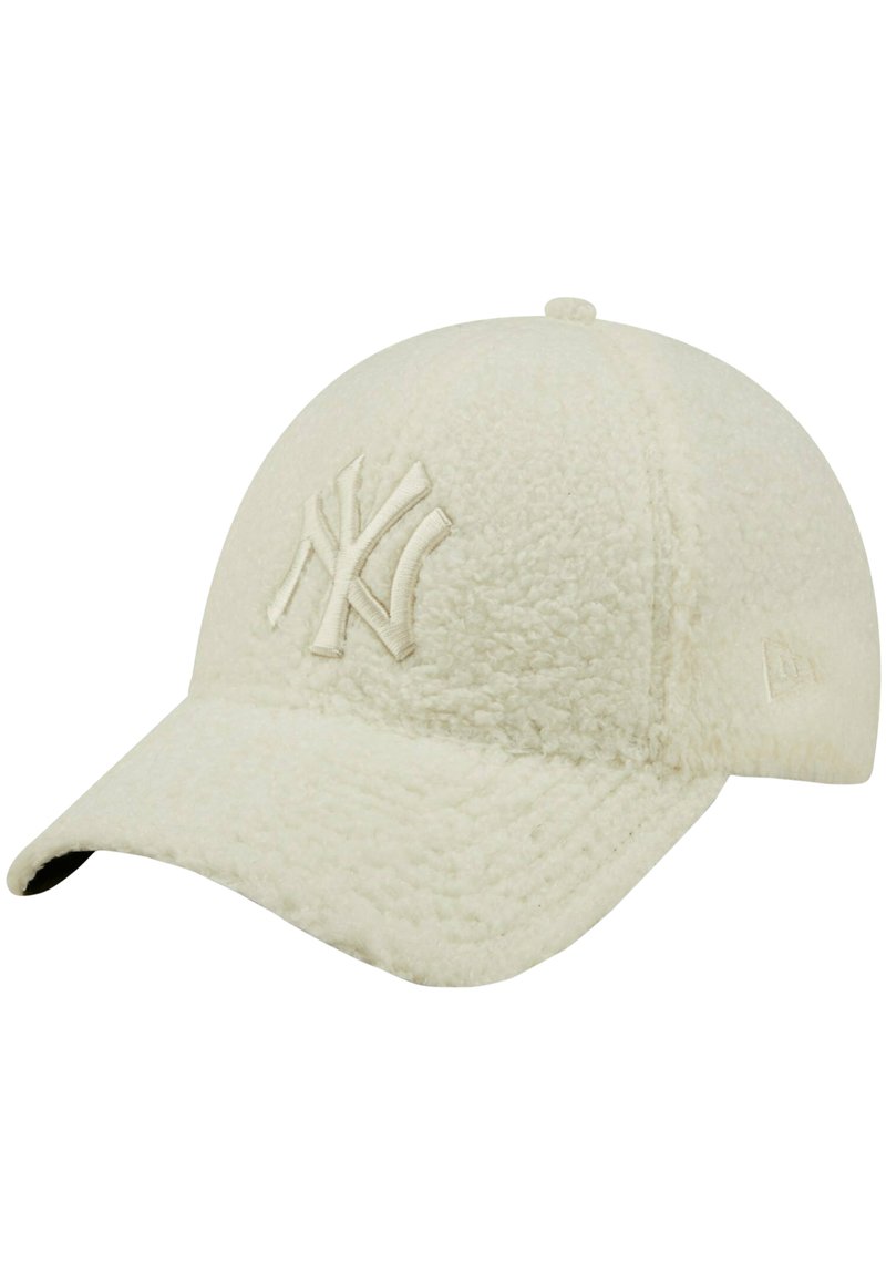 Cremfarbener Baseballcap aus weich texturiertem Material. Mit gesticktem New York Yankees-Logo auf der Vorderseite.