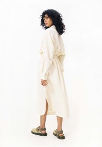 FRNCH CINDEL - Blusenkleid - creme