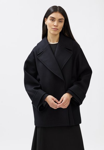 IVY OAK CARLY - Kratek plašč - black