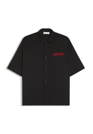 Bershka, EMBROIDERED SHORT SLEEVE - SHIRT - Camicia - black
