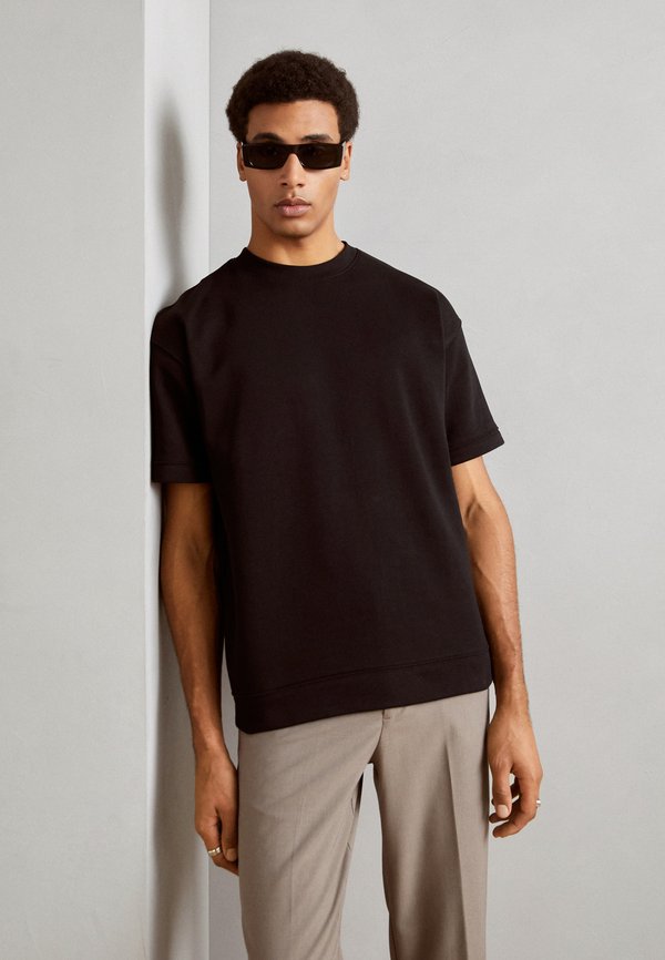 OVERSIZED - T-Shirt basic