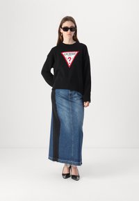 Guess Jeans BIG TRIANGL - Maglione - jet black