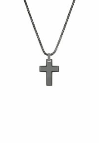 Ciondolo a croce in metallo nero appeso a una collana di catena nera testurizzata su uno sfondo bianco.