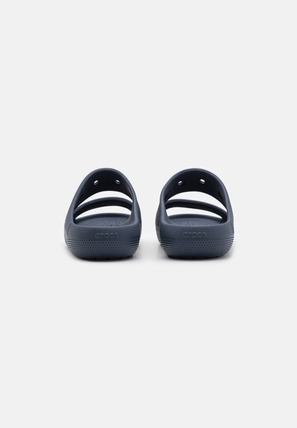 CLASSIC V2 UNISEX - Pool slides2