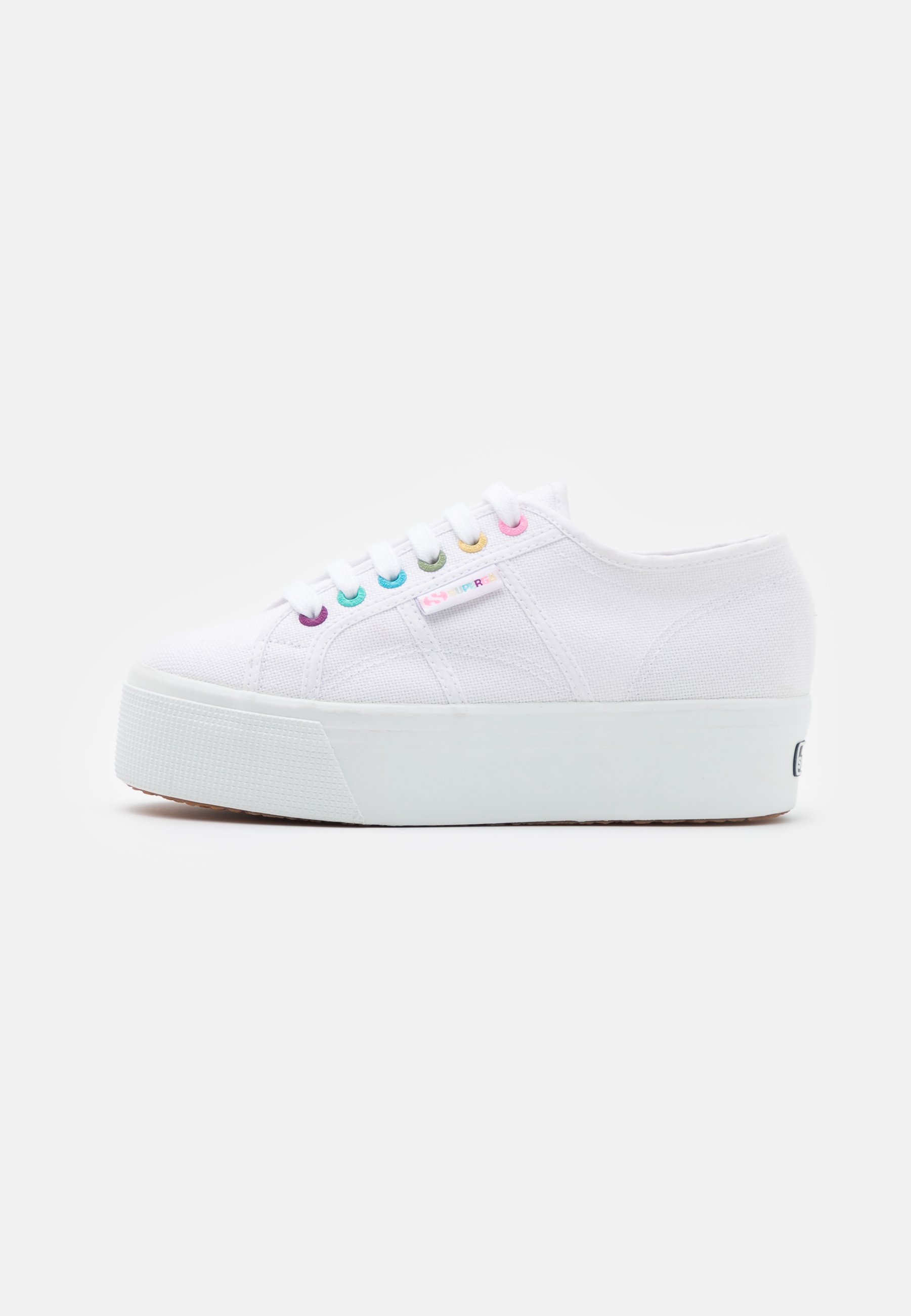 dove comprare superga