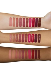 NABLA MATTE PLEASURE LIPSTICK - Läppstift - light-medium nude beige