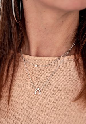Glanzstücke München Collier - silberfarben