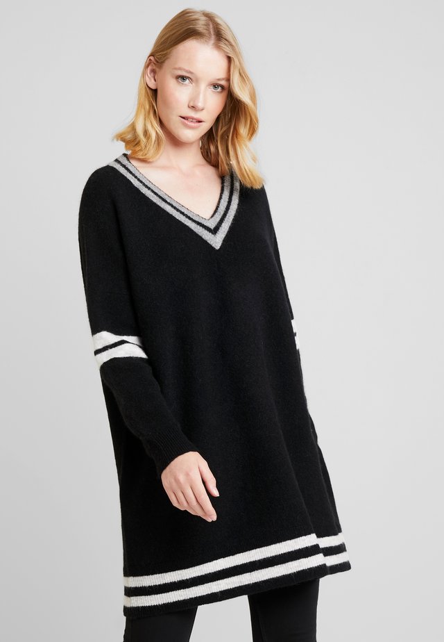 MINJA - Neule - black