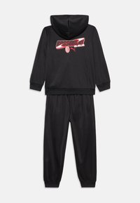 Fato de treino preto atlético composto por uma sweatshirt com capuz com o logótipo vermelho "ROSSONERI" e calças cónicas combinando com punhos elásticos.