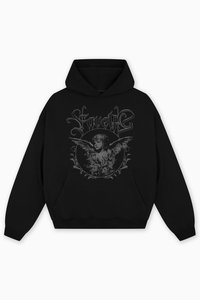 Felpa nera con cappuccio realizzata in un tessuto dalla consistenza morbida. Presenta una grande grafica grigia intricata di una figura angelica e un design ornato sulla parte anteriore.