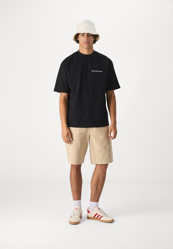 DANNY UNISEX - Print T-shirt2