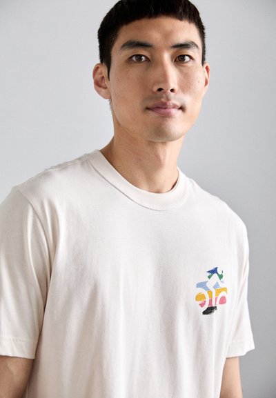 PS Paul Smith MENS BIKE - Print T-shirt - whites