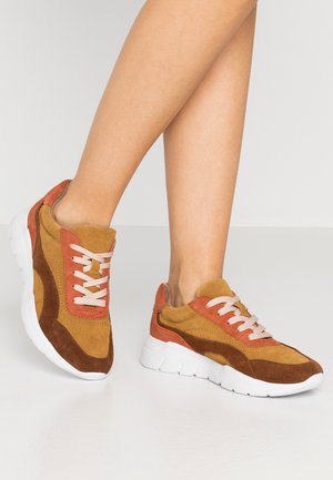 Jana Sneaker low - safron