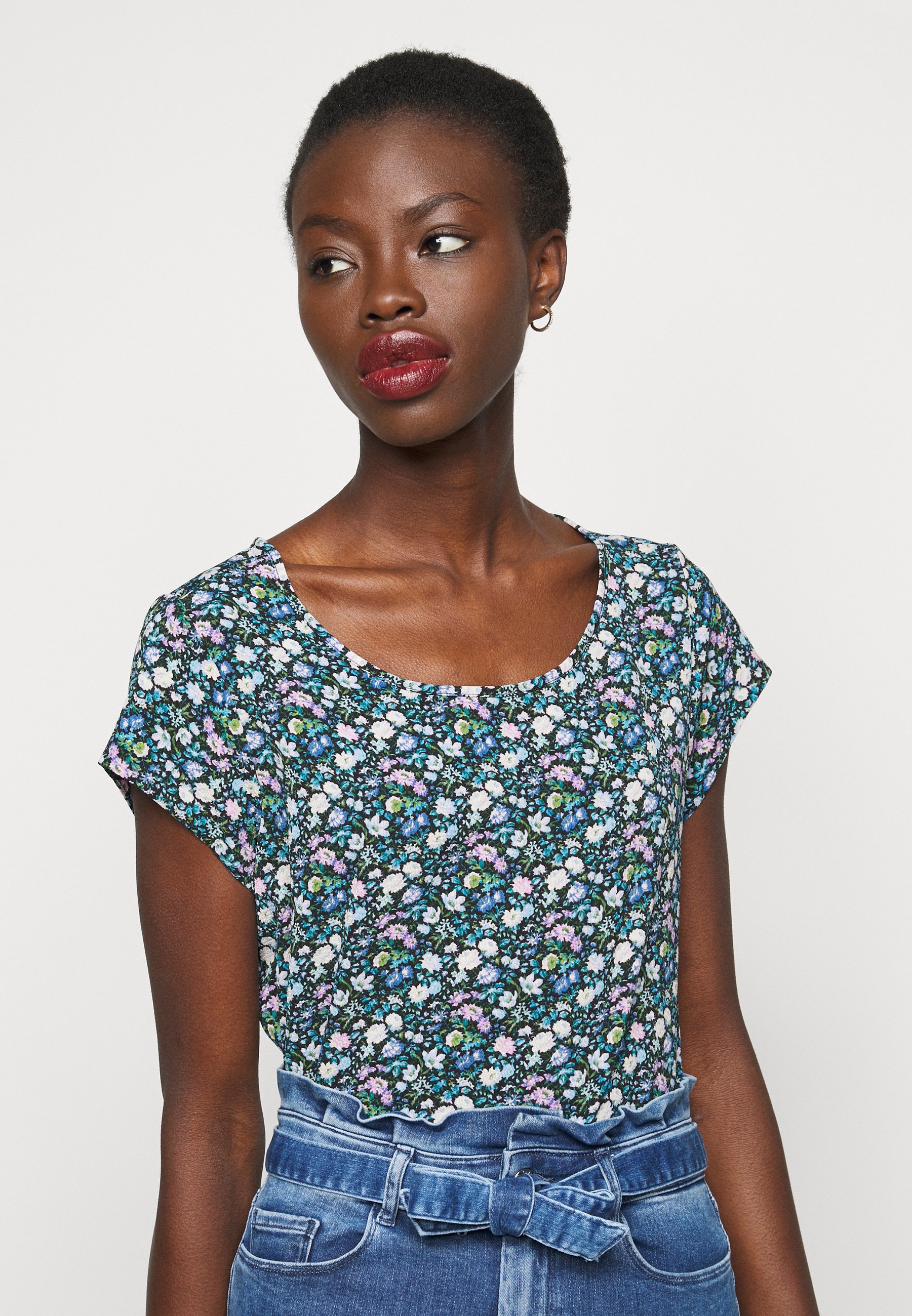 Donna ONLVIC - T-shirt con stampa Donna ONLVIC - T-shirt con stampa