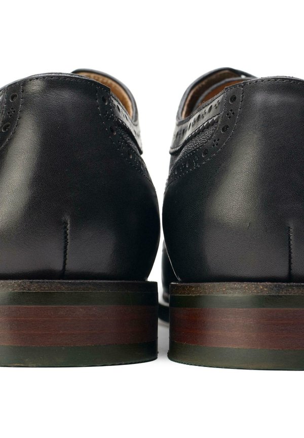 DIPLODOCUS BROGUE - Lace-ups2