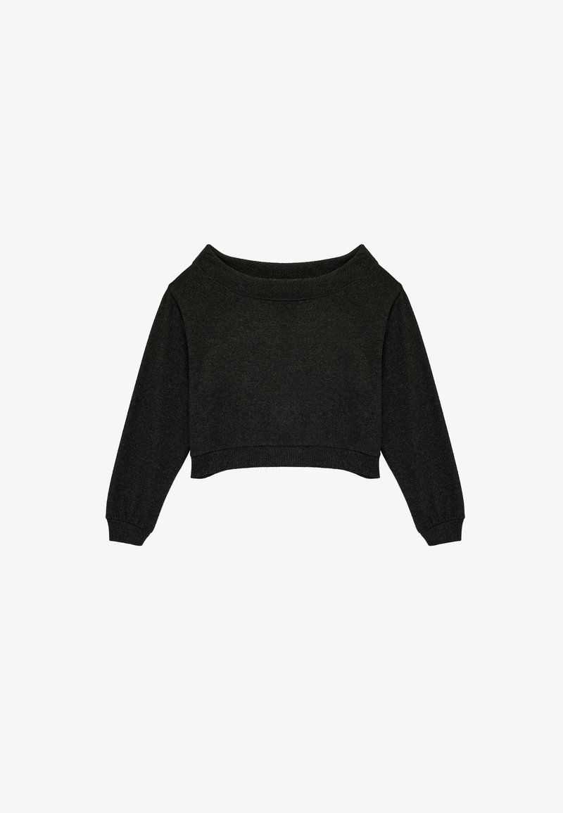 Mørkegrå cropped sweater med lange ærmer, en bred halsudskæring samt ribkantede manchetter og bund. Stoffet virker blødt og tekstureret.
