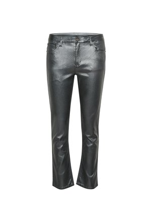 Svarta metalliska faux läderjeans med slim fit, femfickorsdesign och kort längd, med en slät, glänsande textur.