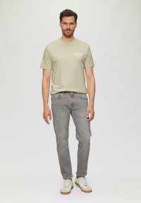 Unausgewählt, helles beige