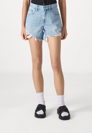 CLASSIC BAGGY - Shorts vaqueros - light medium