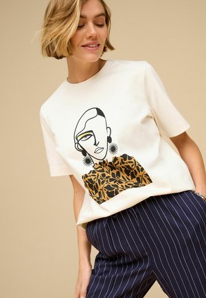 Next HEAVYWEIGHT SHORT SLEEVE CREW NECK STANDARD - Printtipaita - ecru graphic