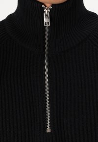 Jack & Jones JJPANNEL HALF ZIP  - Trui - black
