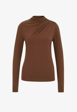Brauner langärmeliger Oberteil mit einem Stehkragen, der eine asymmetrisch drapierte Detail am Schulter mit einer glatten, weichen Stofftextur aufweist.