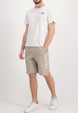 Alpha Industries Shorts - vintage sand