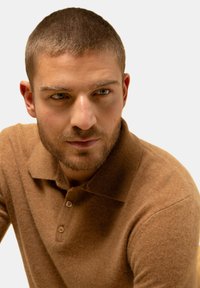 Just Cashmere Longsleeve - hazelnut