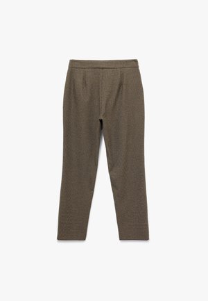 Pantalones de cuadros marrones con un diseño ajustado, cintura elástica y textura suave. Corte recto sin acentos o adornos adicionales.