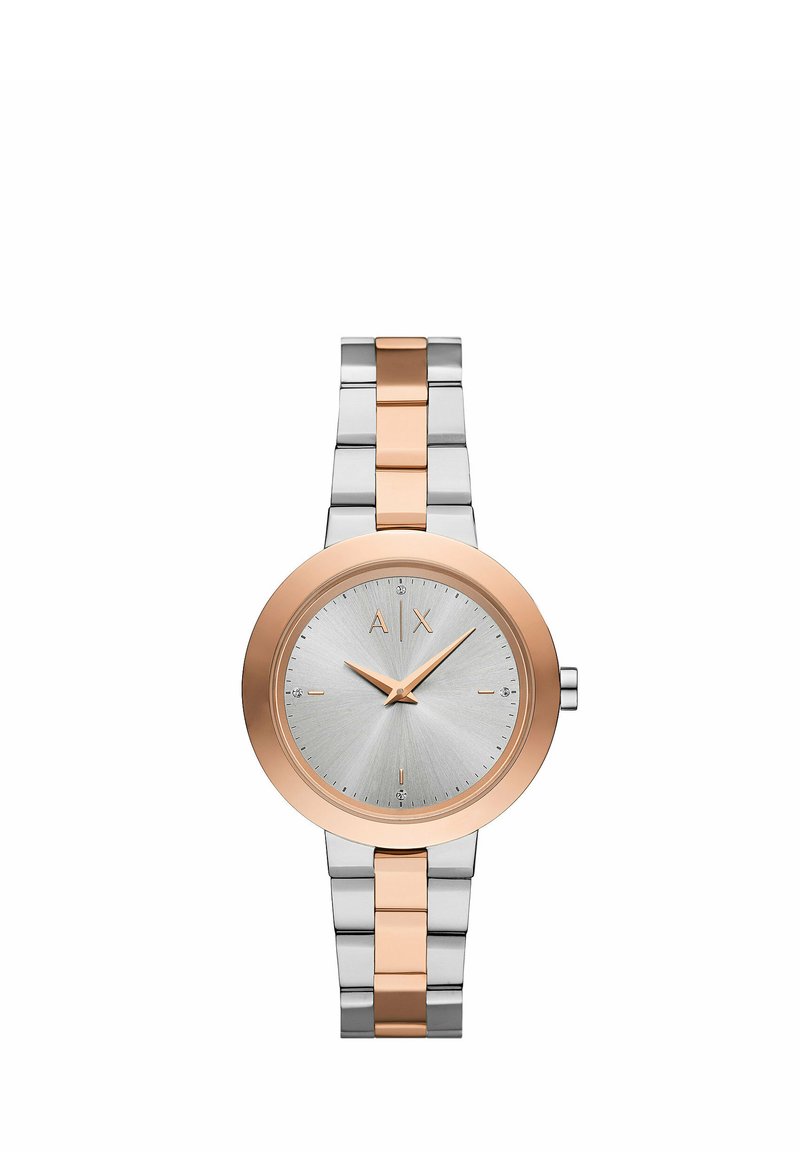 Silver och rosaguld i rostfritt stål klocka med rund urtavla, texturerad ljus silver urtavla och tre-hands rörelse. Har ett länkarmband.