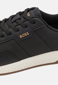BOSS TITANIUM - Sportcipő - black