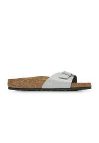 Sandal med spänne i silverglitter, justerbart spänne, korkfotbädd och en strukturerad svart gummisul.