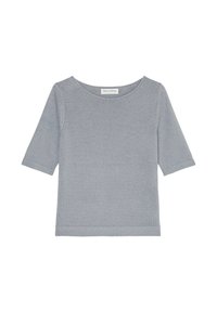 Jasnoszara dzianinowa bluzka z krótkimi rękawami, okrągłym dekoltem i prążkowanymi mankietami. Gładka faktura z delikatnymi wzorami dzianiny oraz metką przy szyi.