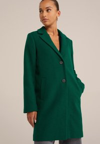 WE Fashion Kratki kaputi - green