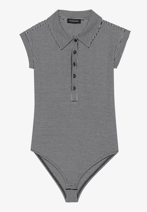 Černobílý pruhovaný body s límečkem, krátkými rukávy a pěticí knoflíků. Hladká jersey textura.