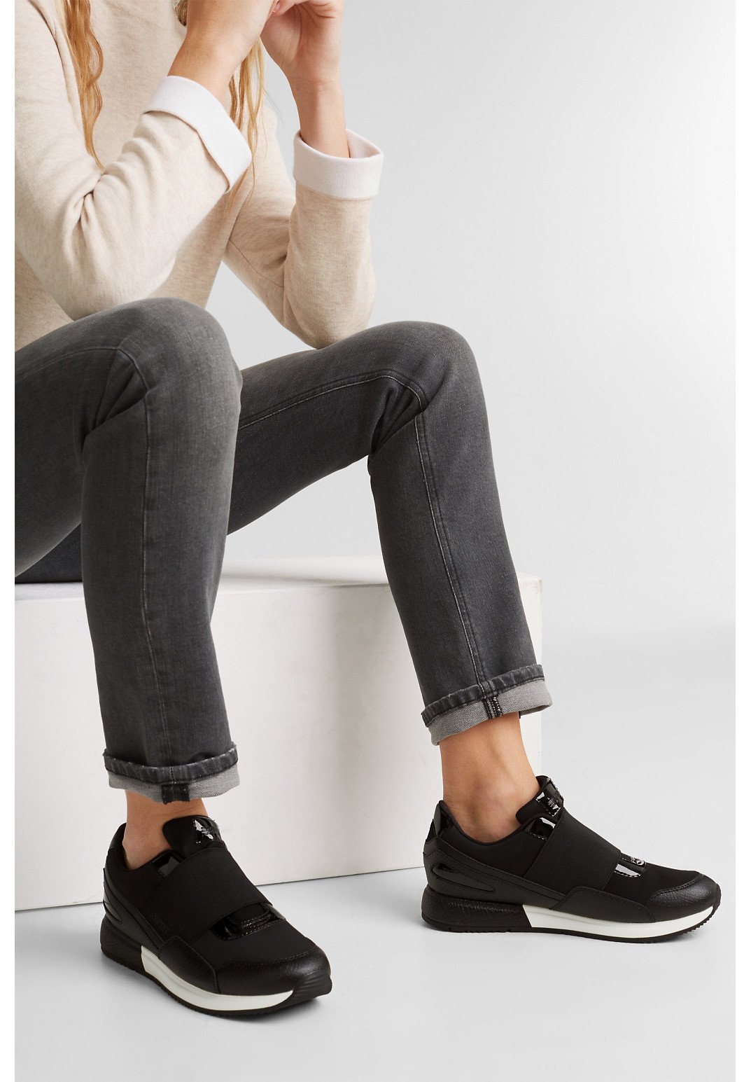 ESPRIT slippers zwart kopen? | Morgen in huis | wehkamp