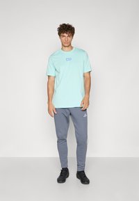 adidas Performance JUVE jasnoniebieski