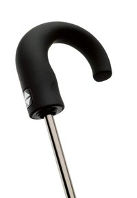 Impugnatura ergonomica nera per bastone con un design curvo e una superficie texturizzata, attaccata a un albero metallico lucido. Presenta un pulsante vicino alla base.