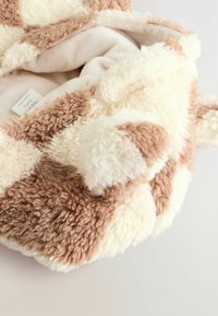 Next REGULAR FIT -  COSY WITH 3D EARS - Fleecejacke - beige harlequin