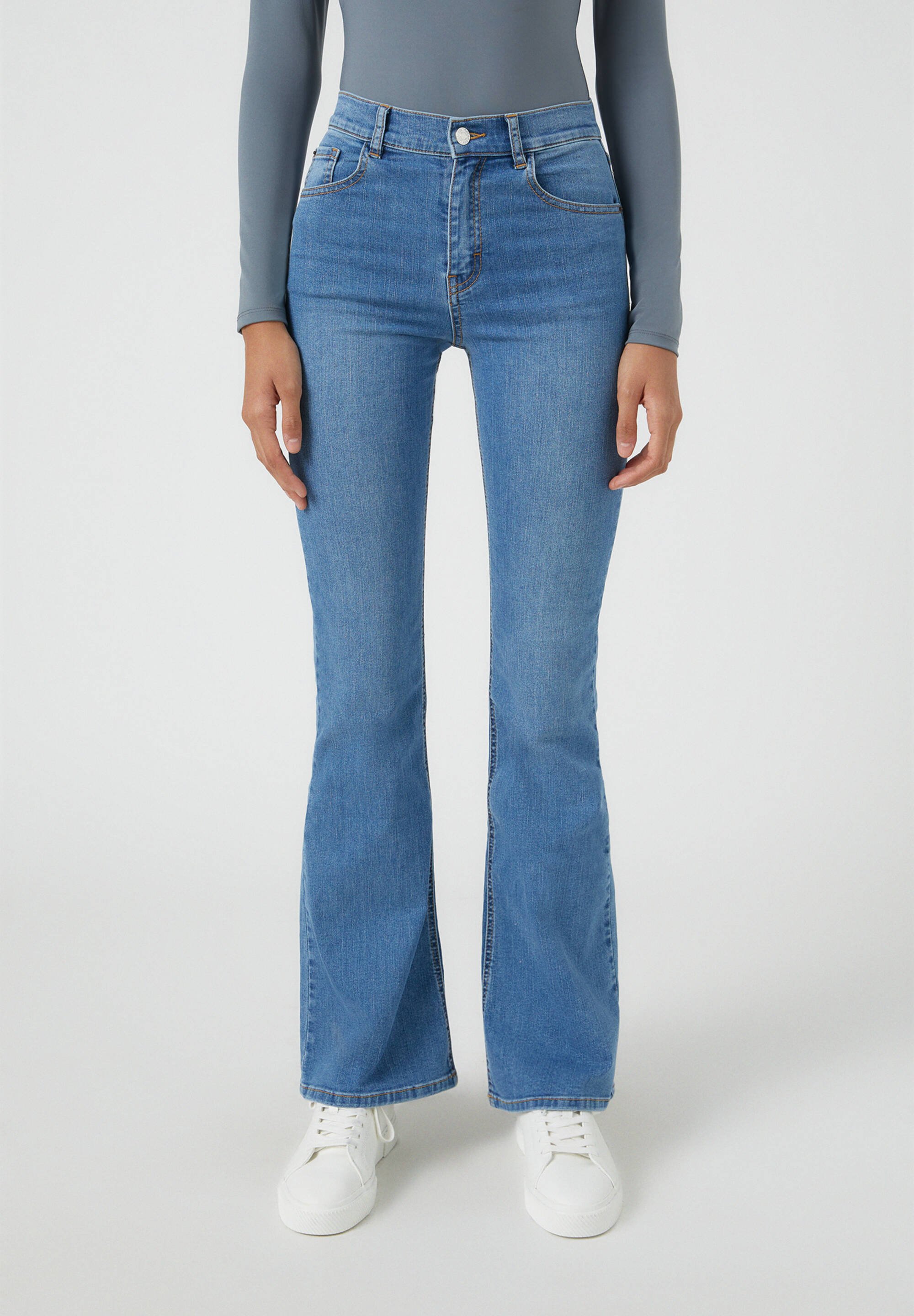 dark blue jeans bootcut