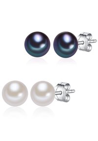 Orecchini a perla: uno nero e uno bianco. Forma rotonda, superficie lucida, montati su perni in metallo con chiusure a farfalla. Opzione per colori a contrasto.
