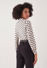 Herita PATTERNED  - Camicetta - white
