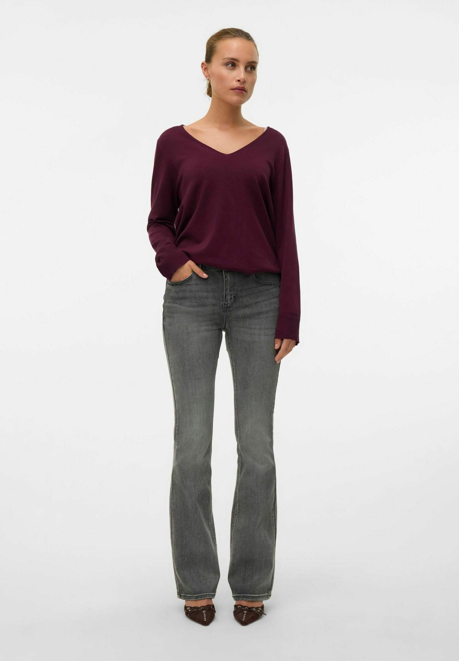 VERO MODA Vaqueros Campana - Tiro Medio Gris Medio - Estilo Retro Y Elegante