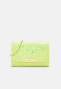 Mascara Clutches - apple
