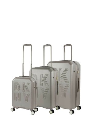 REMIX - Juego de maletas - ash