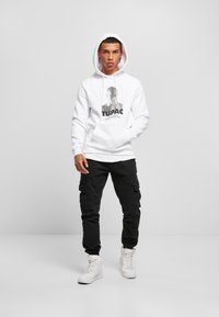 Mister Tee Hoodie - white