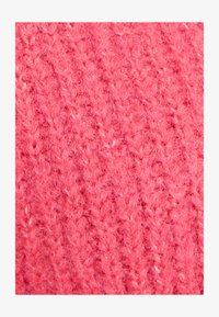 Non selezionato, Red