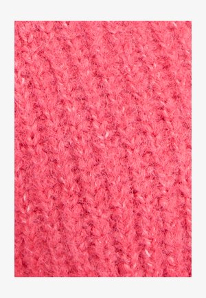 Gestructureerde roze gebreide stof met een zachte, fuzzy uitstraling en ingewikkelde steekpatronen, die een warme en gezellige uitstraling presenteert.