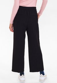 Nümph NURONJA  - Püksid - caviar